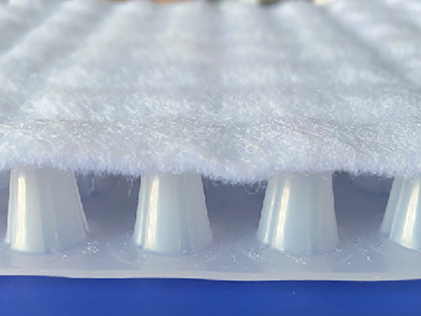 PED高分子防护排水异型片
